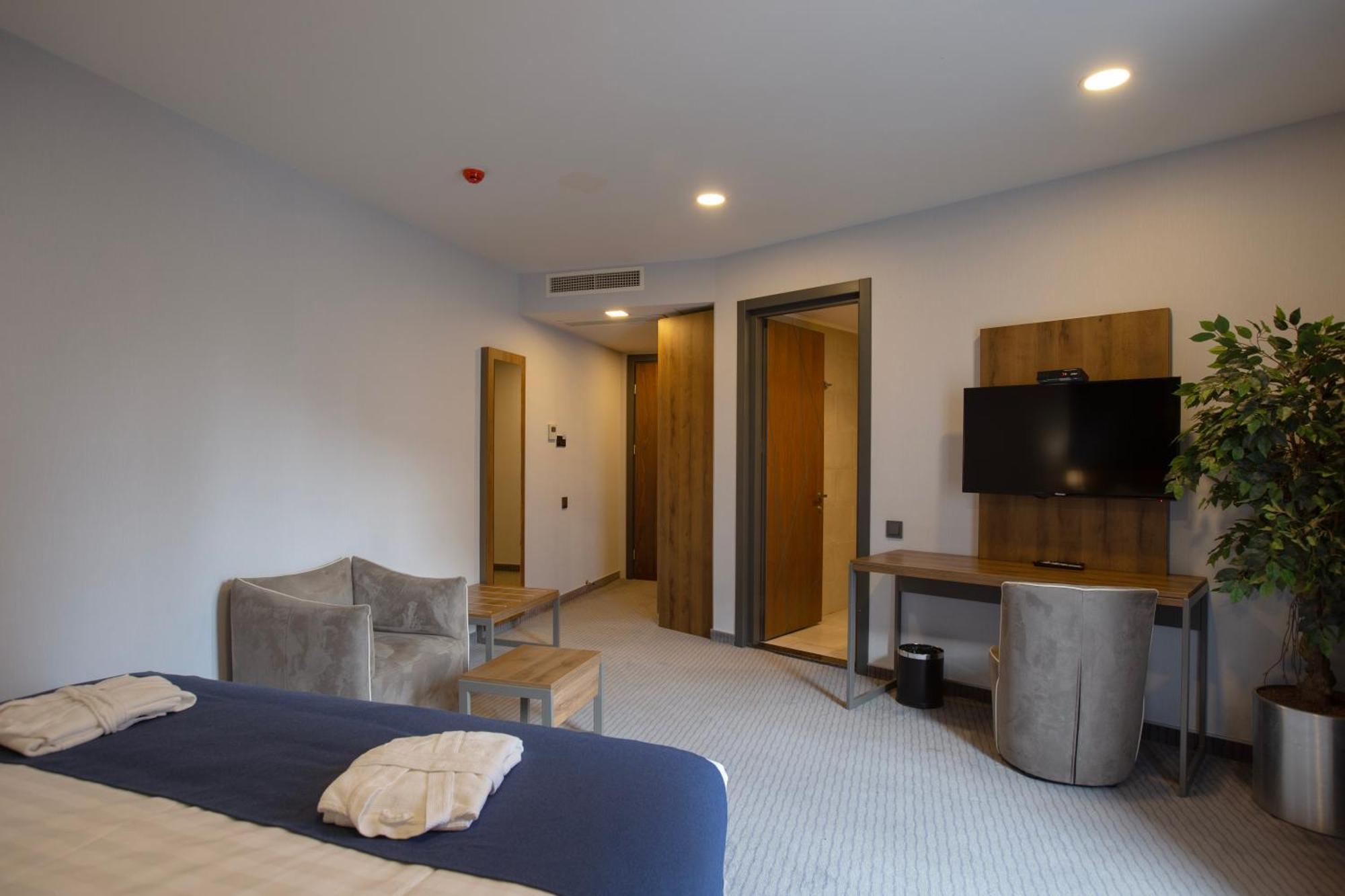Avenue Hotel Tiflis Exterior foto