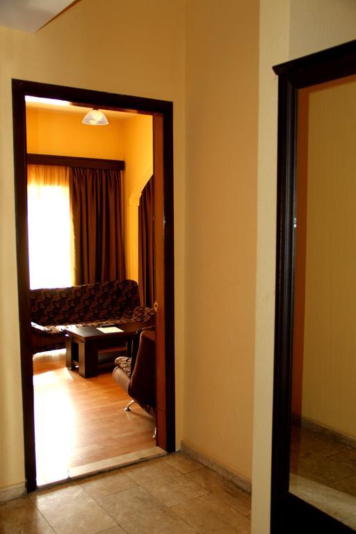 Avenue Hotel Tiflis Habitación foto
