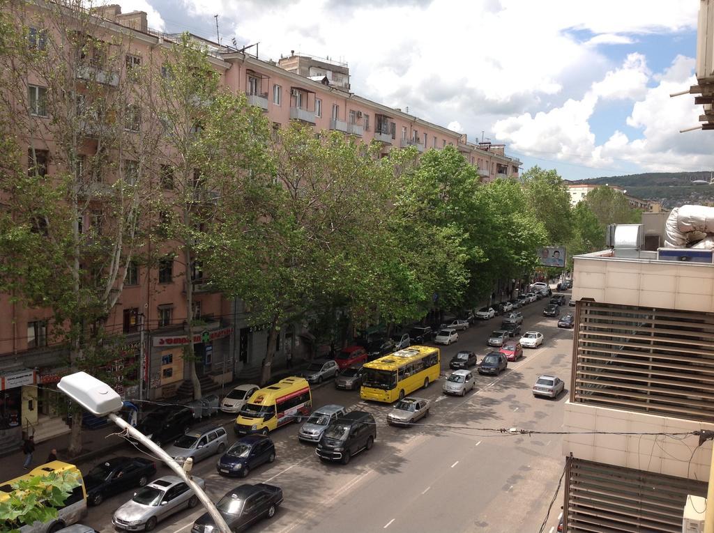 Avenue Hotel Tiflis Exterior foto