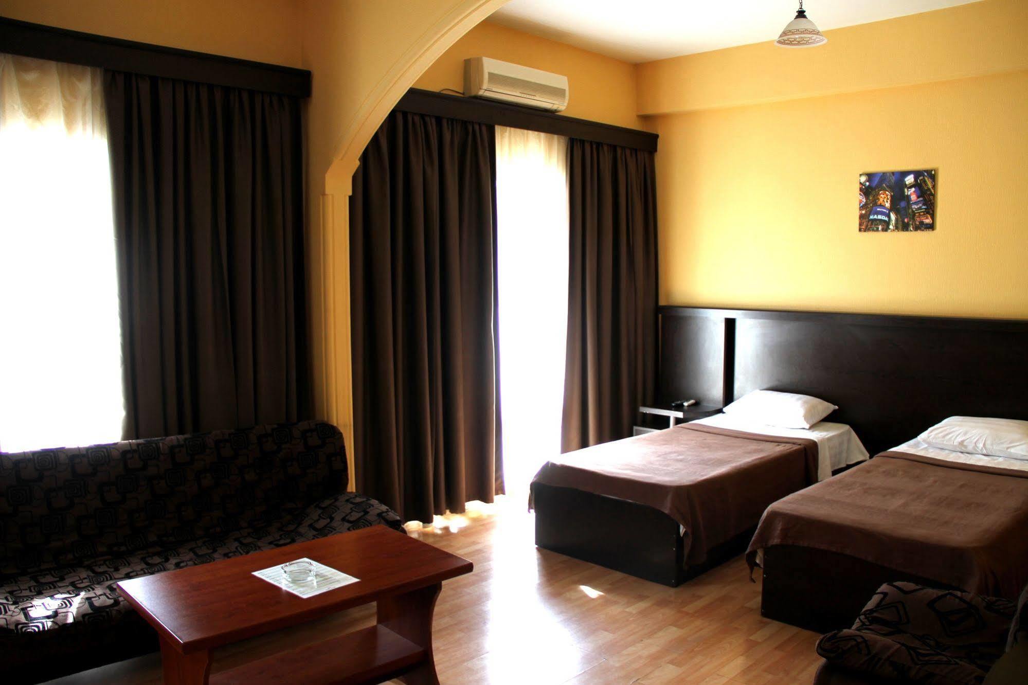 Avenue Hotel Tiflis Exterior foto
